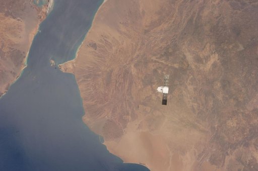 Dragon Spacecraft on Approach to the ISS