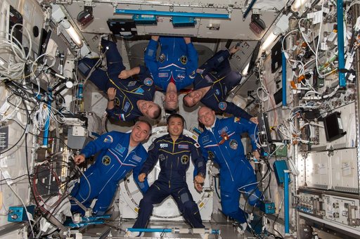 Expedition 39 Crewmembers Inflight Portrait