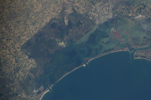 Earth Observations taken by the Expedition 39 Crew