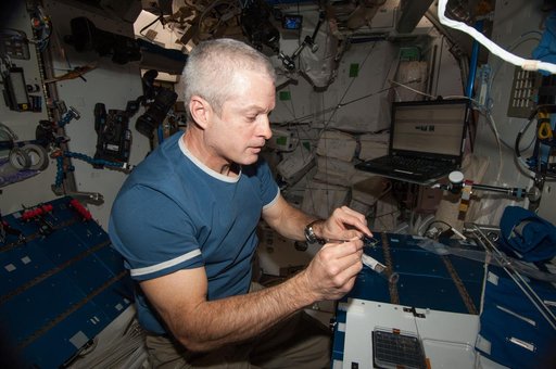 Swanson conducts CARA-Petri Plant Harvest