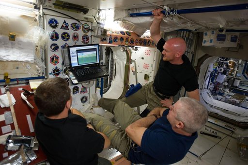 Expedition 40 crew watch World Cup match