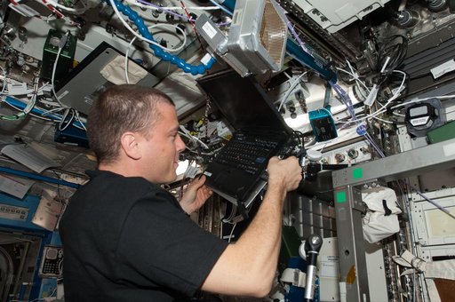 AMS Replacement of hard drive