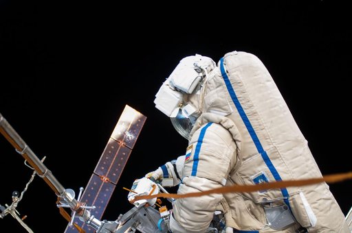 Russian EVA 39.