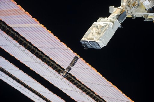 Nanoracks CUBESAT launcher operations