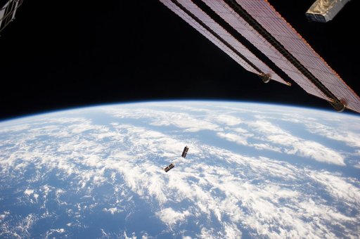 Nanoracks CUBESAT launcher operations