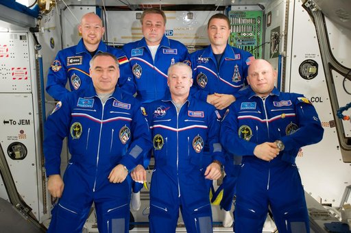 Expedition 40 crew on-orbit portrait