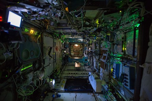 iss042e021318
