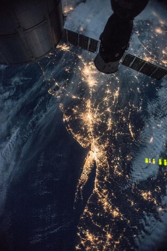 iss042e021595