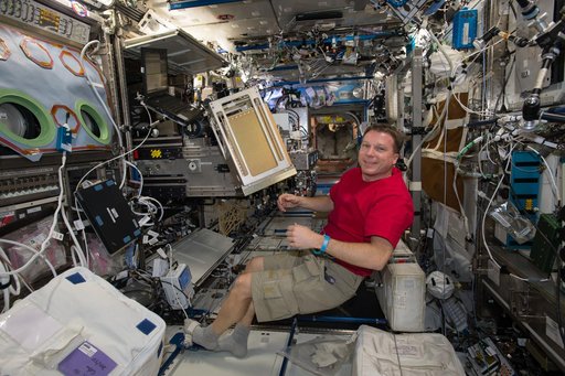 iss042e034569
