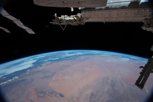 iss042e052875