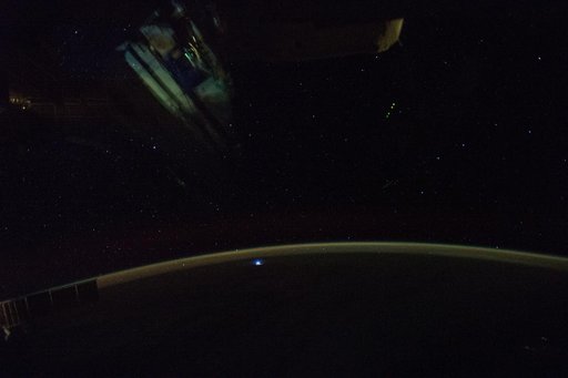 iss042e061953