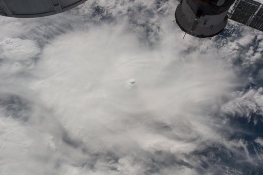 iss042e071002