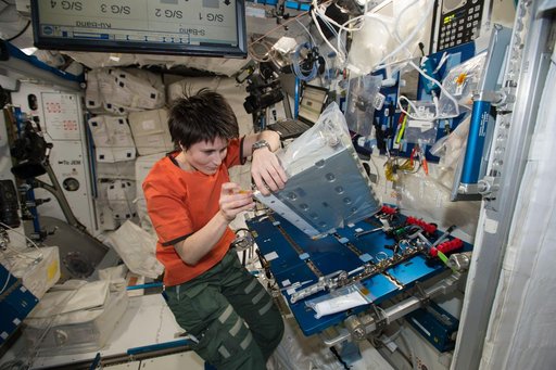 iss042e078210