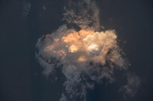 iss042e087298