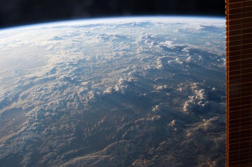 iss042e184952