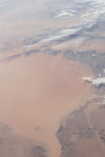 iss042e243196