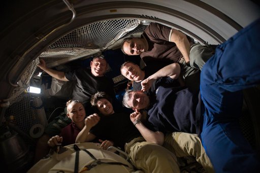 iss042e263547