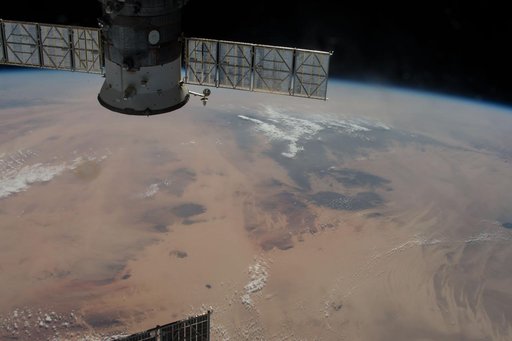 iss042e275153