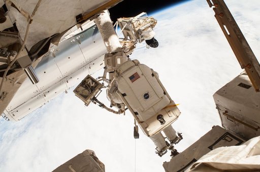 iss042e288180