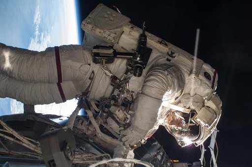iss042e288302