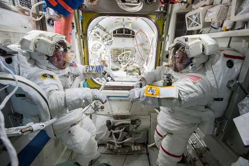 iss042e292319