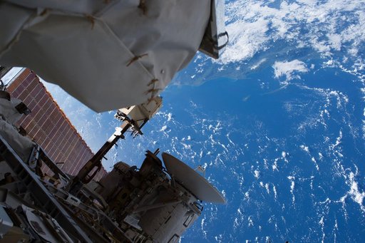 AMS Blanket and TTCS Wedge Install during EVA 32