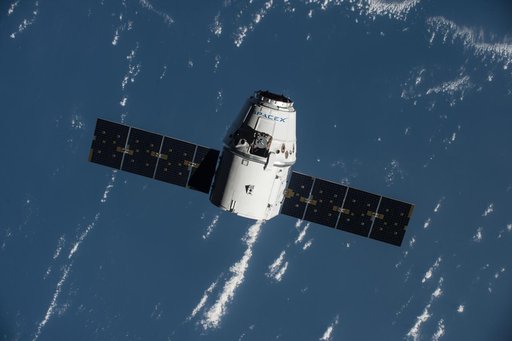 Dragon CRS-9 Spacecraft on Approach to the ISS