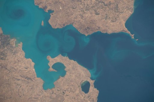 Earth observation taken by the Expedition 49 crew
