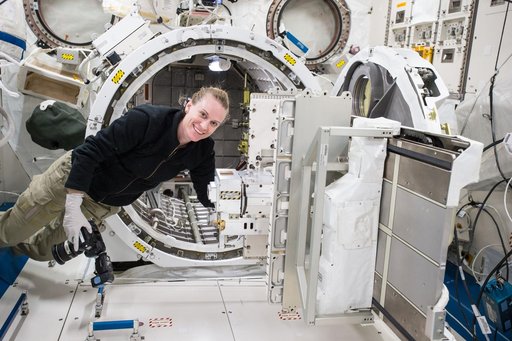 iss049e012018