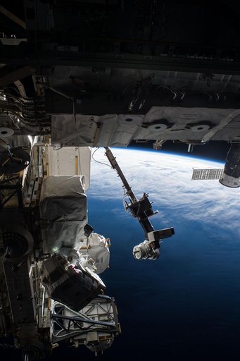 iss051e041847