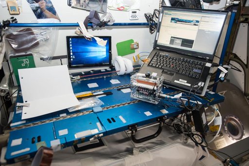 iss051e044497