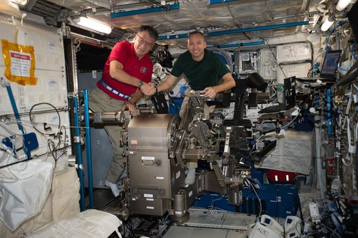 iss052e021626