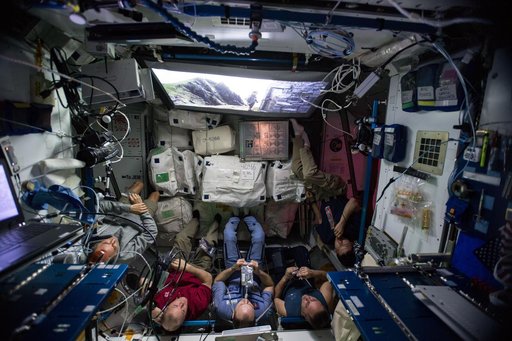 iss054e004241