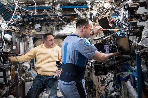 iss054e022392