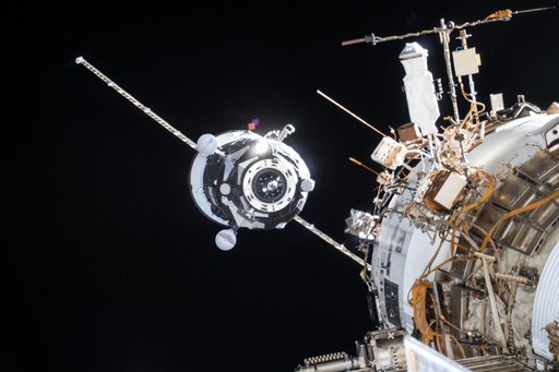 Progress 69P on approach to the ISS