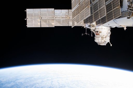 iss055e006234