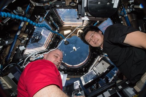 iss055e009938