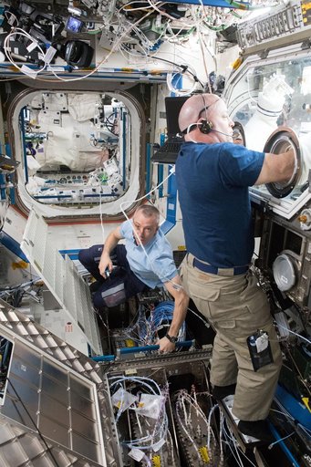 iss055e024310