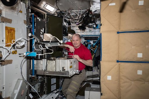 iss055e033717