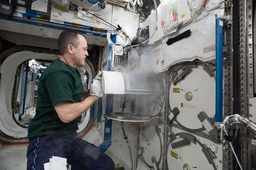 iss055e043245