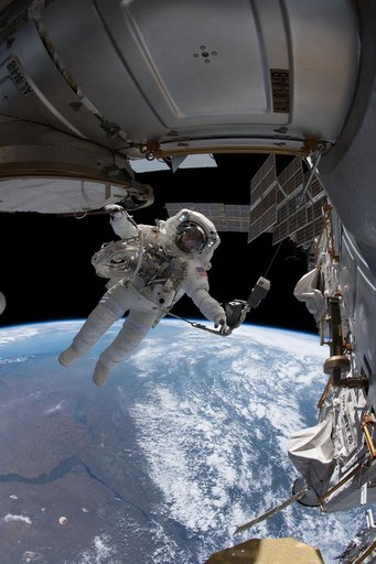 iss056e011980