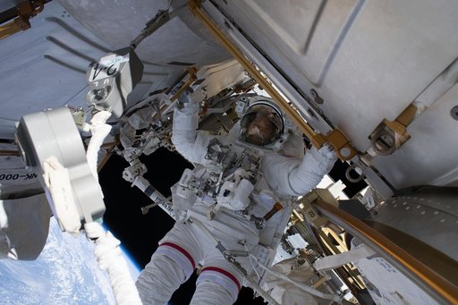iss056e012152