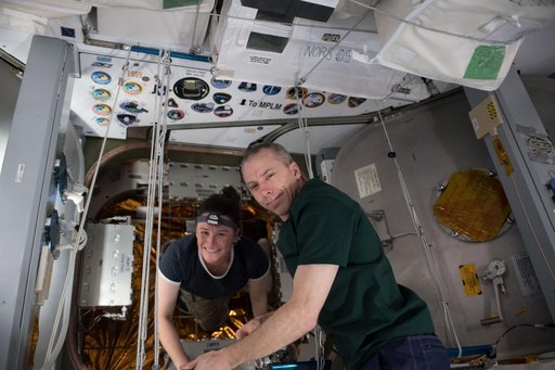 iss056e084246