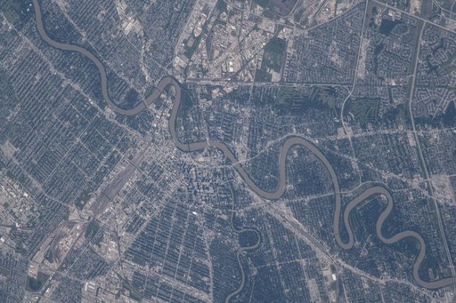 iss056e084718