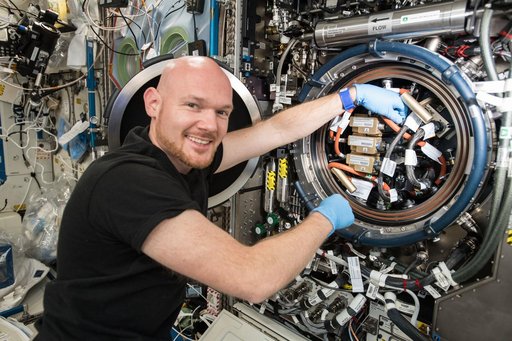 iss056e130647