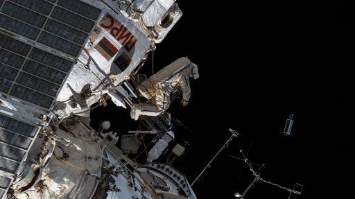 iss056e139457
