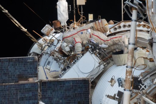 iss056e142673