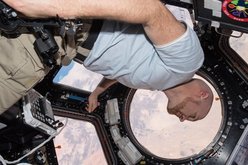 iss056e152980