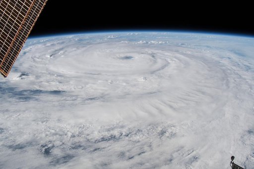 iss056e162207