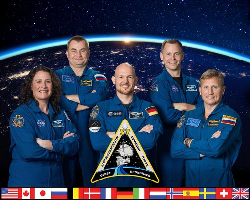iss057-s-002